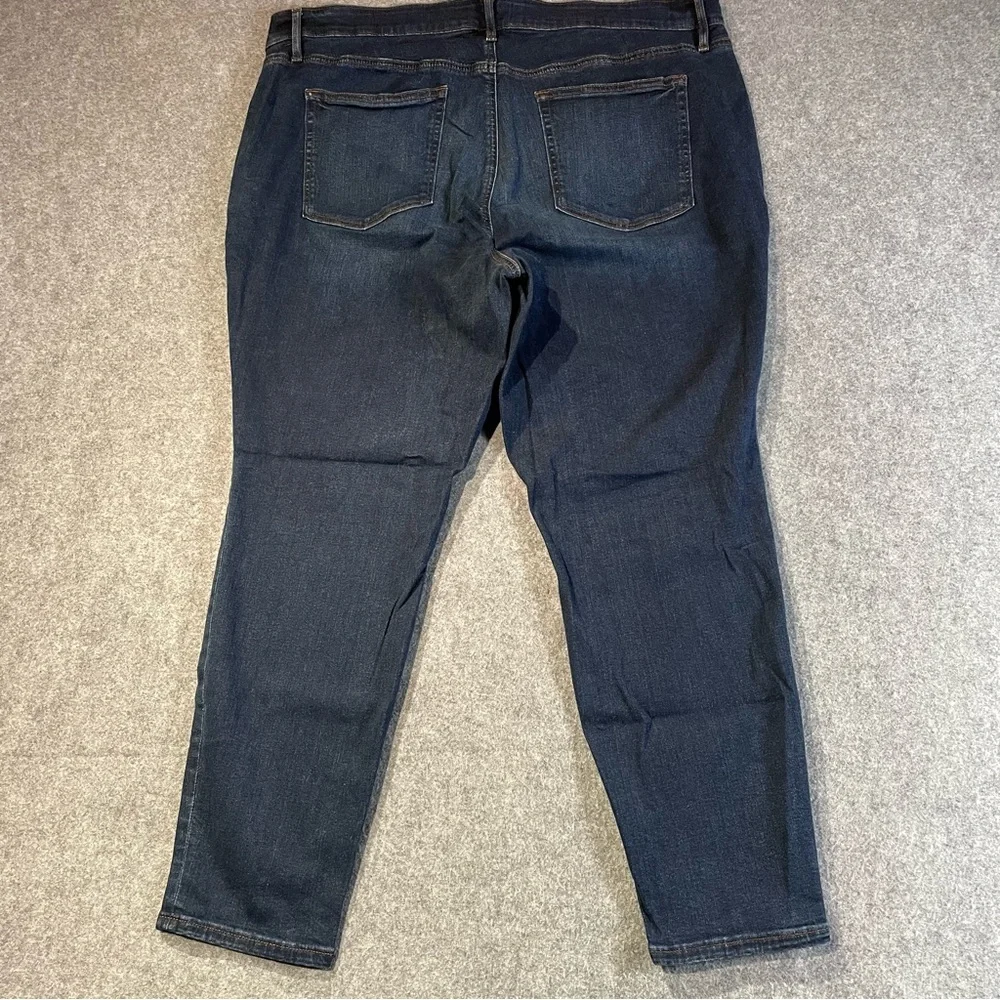 LOFT Women’s Skinny Jeans in Dark Blue Wash Sz 22 - Picture 3 of 13